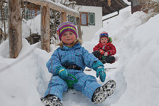 Rodeln am Haus